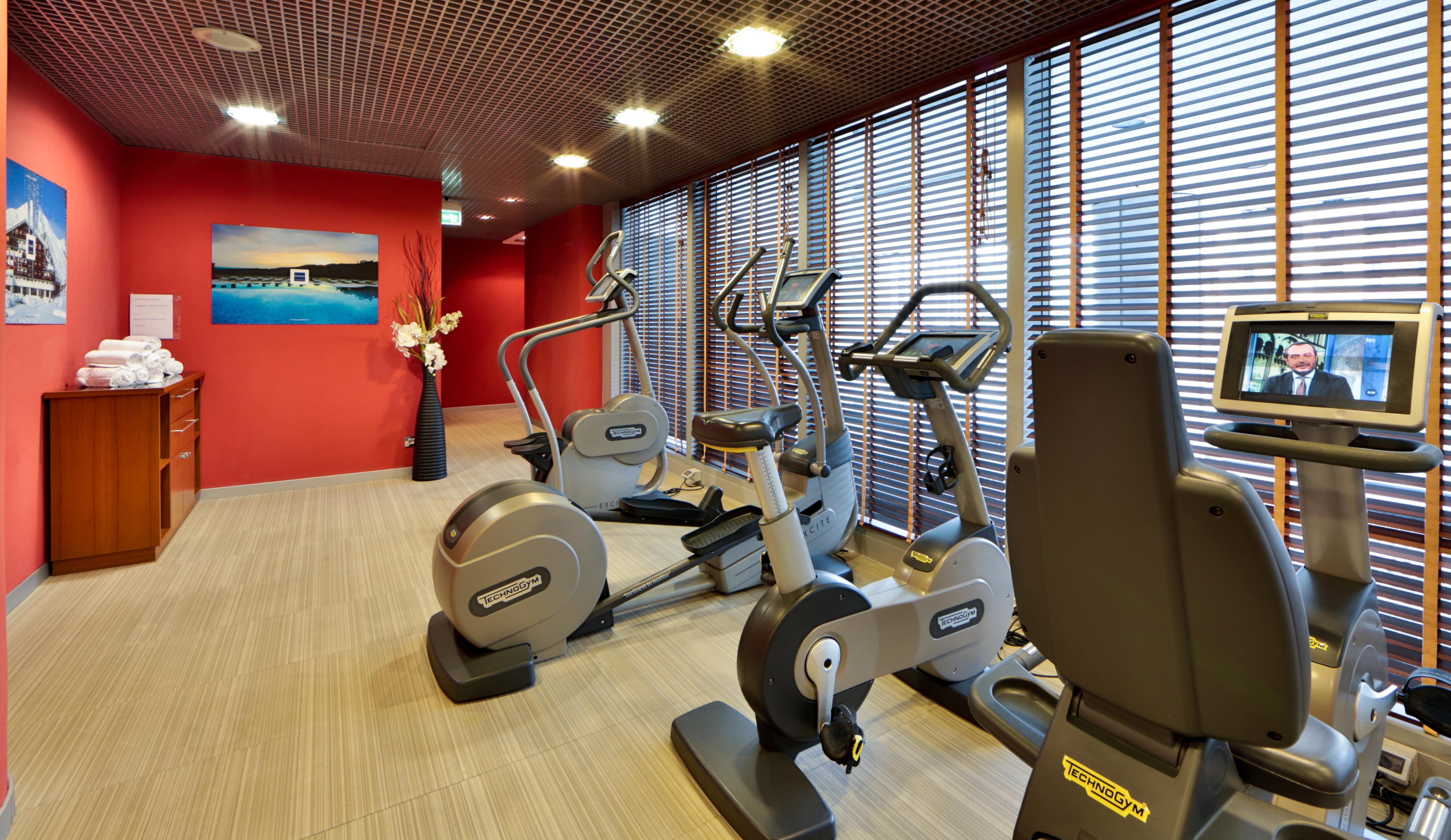 Una Hotels The One Milano Hotel & Residence San Donato Milanese Exterior foto